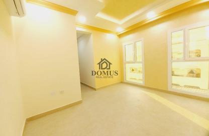 Apartment - 1 Bedroom - 2 Bathrooms for rent in Al Aman Street - Umm Ghuwailina - Doha