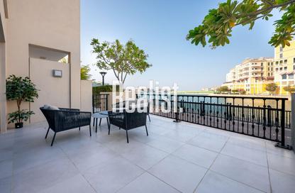 Townhouse - 3 - 4 for sale in Hilton Doha The Pearl Residences - Abraj Quartiers - The Pearl Island - Doha