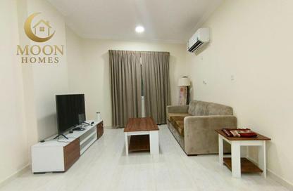 Apartment - 1 Bedroom - 1 Bathroom for rent in Umm Ghuwalina - Umm Ghuwailina - Doha