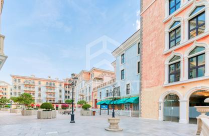 Apartment - 2 Bedrooms - 3 Bathrooms for rent in Carnaval - Qanat Quartier - The Pearl Island - Doha
