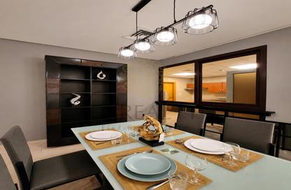 Apartment - 2 Bedrooms - 4 Bathrooms for sale in Zig Zag Tower A - Zig Zag Towers - West Bay - Doha