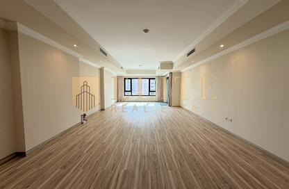 Apartment - 1 - 2 for rent in East Porto Drive - Porto Arabia - The Pearl Island - Doha