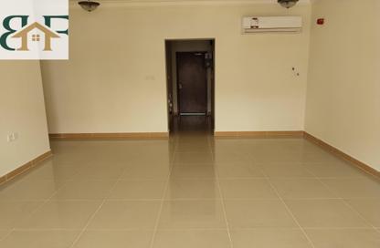 Apartment - 3 Bedrooms - 3 Bathrooms for rent in Al Mansoura - Al Mansoura - Doha