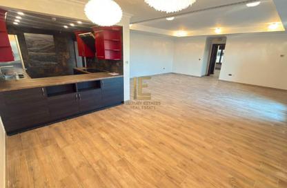 Apartment - 2 Bedrooms - 3 Bathrooms for rent in East Porto Drive - Porto Arabia - The Pearl Island - Doha Apartment - 2 Bedrooms - 3 Bathrooms for rent in East Porto Drive - Porto Arabia - The Pearl Island - Doha