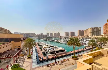 Apartment - 2 Bedrooms - 3 Bathrooms for rent in East Porto Drive - Porto Arabia - The Pearl Island - Doha