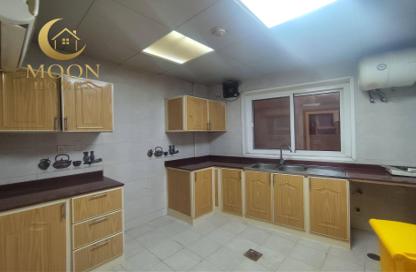 Apartment - 2 Bedrooms - 2 Bathrooms for rent in Al Mansoura - Al Mansoura - Doha