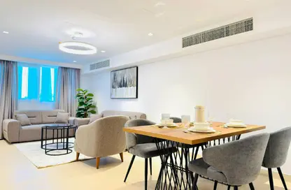 Apartment - 2 Bedrooms - 3 Bathrooms for rent in Corniche Road - Corniche Road - Doha