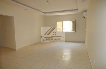 Apartment - 3 Bedrooms - 3 Bathrooms for rent in Fereej Kulaib - Doha