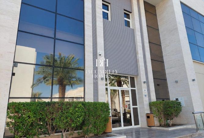 52960430 - Property Main Image