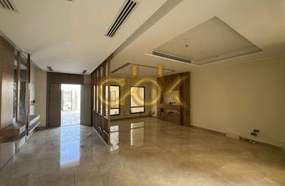Villa - 7+ Bedrooms - 7+ Bathrooms for sale in Al Kheesa - Al Kheesa - Umm Salal Mohammed