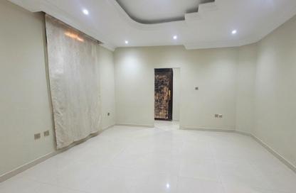 Apartment - Studio - 1 Bathroom for rent in Souk Al gharaffa - Al Gharrafa - Doha