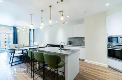 Apartment - 2 Bedrooms - 2 Bathrooms for rent in The Garden - Floresta Gardens - The Pearl Island - Doha