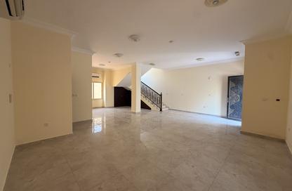 Villa - 4 - 4 for rent in Al Kheesa - Al Kheesa - Umm Salal Mohammed
