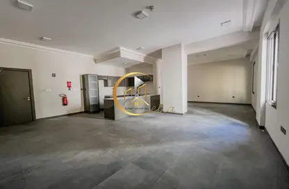 Apartment - Studio - 1 Bathroom for rent in Abu Talha Street - Fereej Bin Omran - Doha