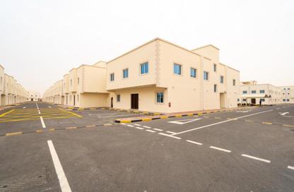 Villa - 6 Bedrooms - 6 Bathrooms for rent in Al Keesa Gate - Al Kheesa - Umm Salal Mohammed