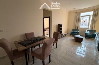 Apartment - 2 Bedrooms - 2 Bathrooms for rent in Tawar Compound - Al Duhail - Al Duhail - Doha