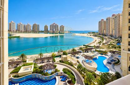Apartment - 1 - 2 for rent in Viva West - Viva Bahriyah - The Pearl Island - Doha Apartment - 1 - 2 for rent in Viva West - Viva Bahriyah - The Pearl Island - Doha