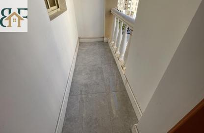 Apartment - 2 Bedrooms - 2 Bathrooms for rent in Al Mansoura - Al Mansoura - Doha