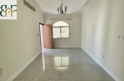 Apartment - 2 Bedrooms - 2 Bathrooms for rent in Al Mansoura - Al Mansoura - Doha