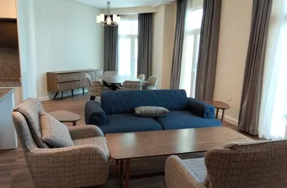 Apartment - 2 Bedrooms - 3 Bathrooms for rent in Floresta Gardens - Floresta Gardens - The Pearl Island - Doha Apartment - 2 Bedrooms - 3 Bathrooms for rent in Floresta Gardens - Floresta Gardens - The Pearl Island - Doha