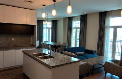 Apartment - 2 Bedrooms - 3 Bathrooms for rent in Floresta Gardens - Floresta Gardens - The Pearl Island - Doha