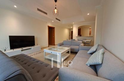 Apartment - 1 Bedroom - 2 Bathrooms for rent in East Porto Drive - Porto Arabia - The Pearl Island - Doha