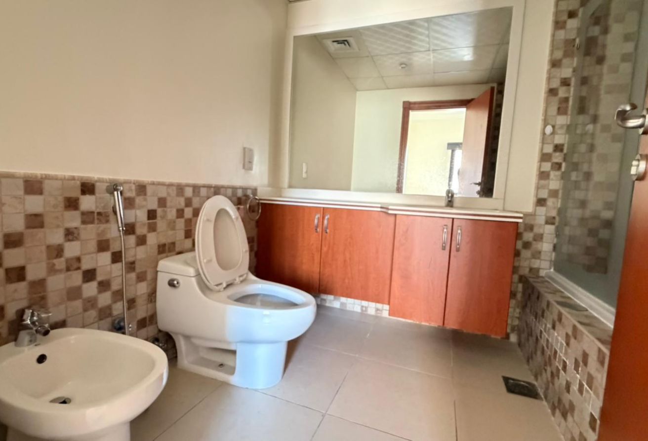 Spacious 1BHK Semi-Furnished Apartment | QAR 6,000 thumbnail 2