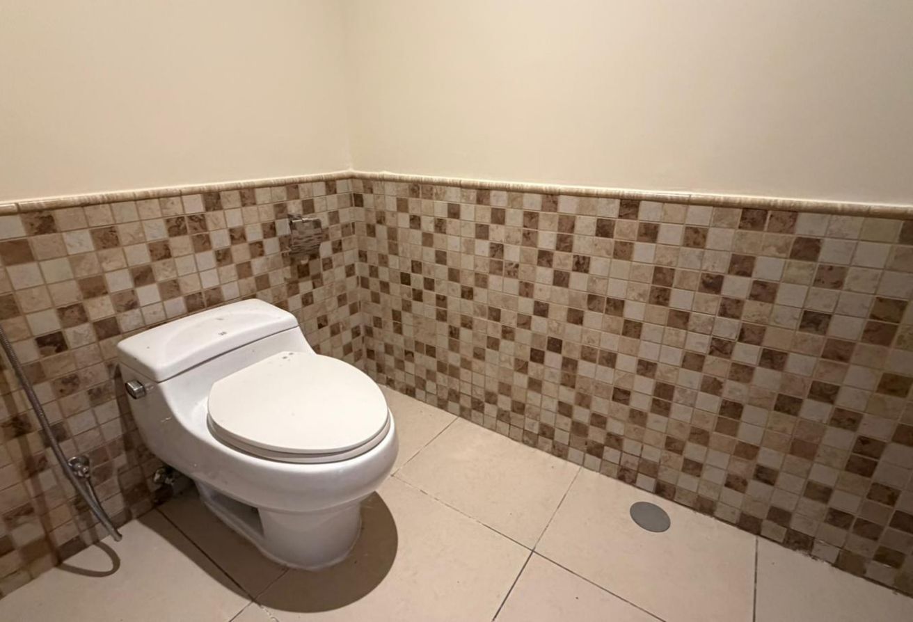 Spacious 1BHK Semi-Furnished Apartment | QAR 6,000 thumbnail 4