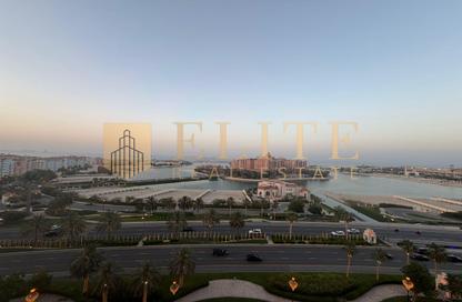 Apartment - 3 Bedrooms - 4 Bathrooms for rent in West Porto Drive - Porto Arabia - The Pearl Island - Doha
