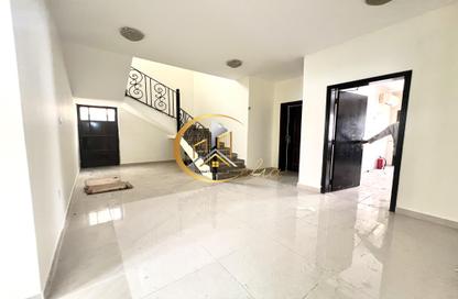 Villa - 4 Bedrooms - 5 Bathrooms for rent in Umm Al Amad - Umm Al Amad - Al Shamal