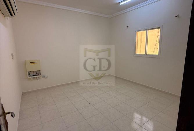 57083126 - Property Main Image