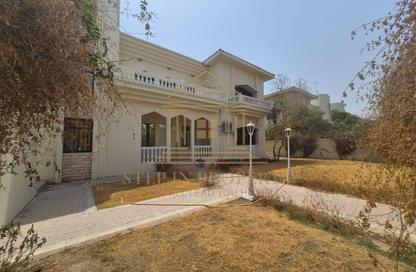 Villa - 3 Bedrooms - 4 Bathrooms for rent in Al Sadd Road - Al Sadd - Doha