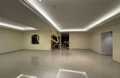 Apartment - 2 Bedrooms - 3 Bathrooms for rent in East Porto Drive - Porto Arabia - The Pearl Island - Doha
