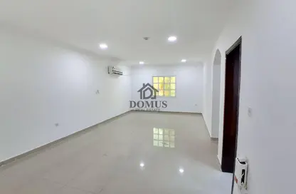 Apartment - 2 Bedrooms - 2 Bathrooms for rent in Hiteen Street - Al Muntazah - Doha