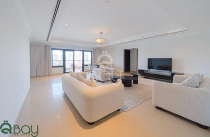 Apartment - 2 Bedrooms - 3 Bathrooms for rent in East Porto Drive - Porto Arabia - The Pearl Island - Doha Apartment - 2 Bedrooms - 3 Bathrooms for rent in East Porto Drive - Porto Arabia - The Pearl Island - Doha