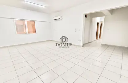 Apartment - 3 Bedrooms - 3 Bathrooms for rent in Banks street - Musheireb - Doha