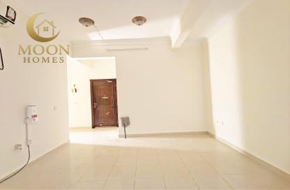Apartment - 1 Bedroom - 1 Bathroom for rent in Umm Ghuwailina 4 - Umm Ghuwailina - Doha Apartment - 1 Bedroom - 1 Bathroom for rent in Umm Ghuwailina 4 - Umm Ghuwailina - Doha