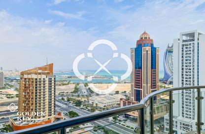 Apartment - 2 Bedrooms - 3 Bathrooms for rent in Marina Tower 21 - Marina District - Lusail