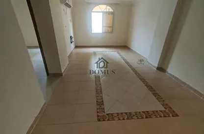 شقة - 2 غرف نوم - 2 حمامات للايجار في شارع الزبير بكار - السد - الدوحة