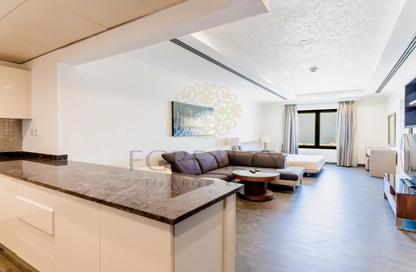 Apartment - Studio - 1 for rent in West Porto Drive - Porto Arabia - The Pearl Island - Doha