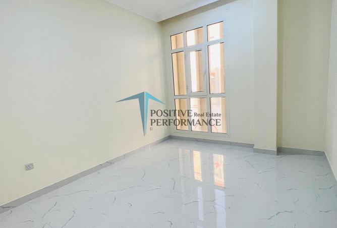 57302883 - Property Image 2