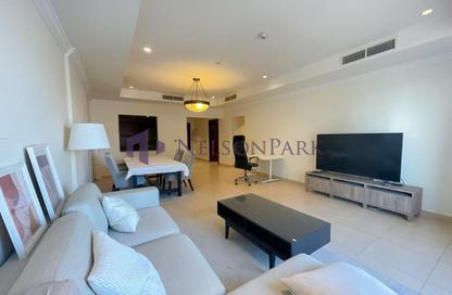 Apartment - 1 Bedroom - 2 Bathrooms for sale in Tower 5 - Porto Arabia - The Pearl Island - Doha