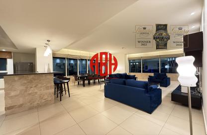 Apartment - 3 Bedrooms - 4 Bathrooms for rent in West Bay Tower - West Bay - West Bay - Doha
