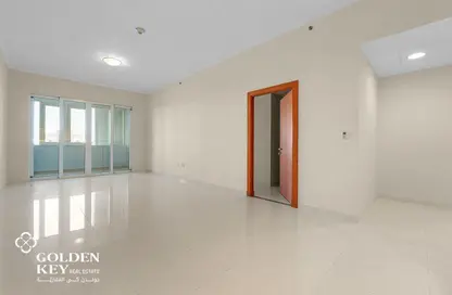 شقة - 3 غرف نوم - 4 حمامات للايجار في فيفا غرب - فيفا بحرية - جزيرة اللؤلؤة - الدوحة