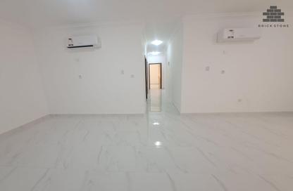 Apartment - 3 Bedrooms - 3 Bathrooms for rent in Al Nasr Street - Al Nasr - Doha
