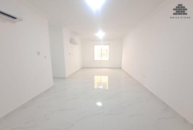 60724759 - Property Image 2