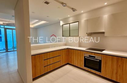 Apartment - 1 Bedroom - 2 Bathrooms for sale in Crystal Residence - Gewan Island - The Pearl Island - Doha