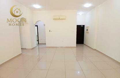 Apartment - 2 - 2 for rent in Salaja Street - Doha Al Jadeed - Doha