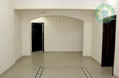 Apartment - 2 Bedrooms - 2 Bathrooms for rent in Al Khazin Street - Madinat Khalifa South - Madinat Khalifa - Doha