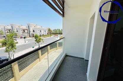 Apartment - 2 Bedrooms - 2 Bathrooms for rent in Floresta Gardens - The Pearl Island - Doha Apartment - 2 Bedrooms - 2 Bathrooms for rent in Floresta Gardens - The Pearl Island - Doha